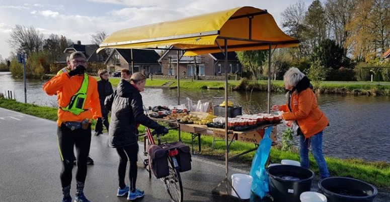 De Ronde Venen Marathon. Verzorging met ...